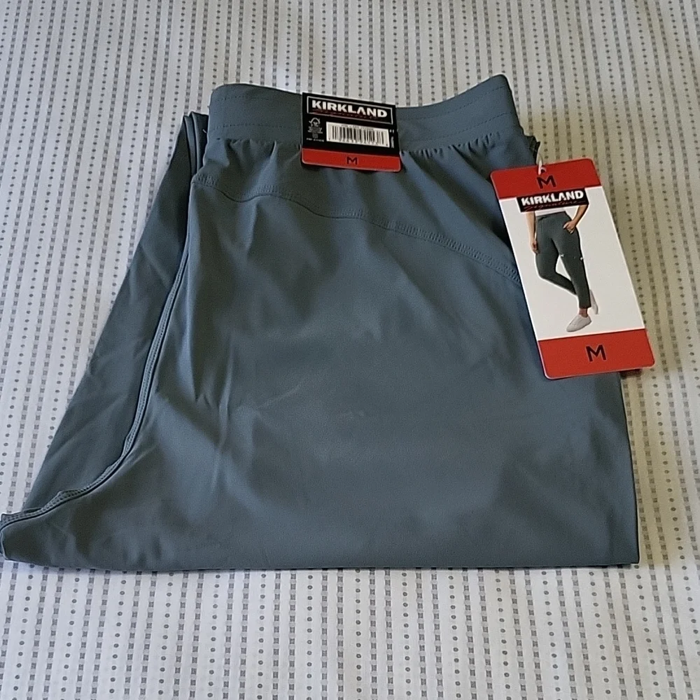 Kirkland Signature Ladies Active Stretch Pant - Picture 5 of 7